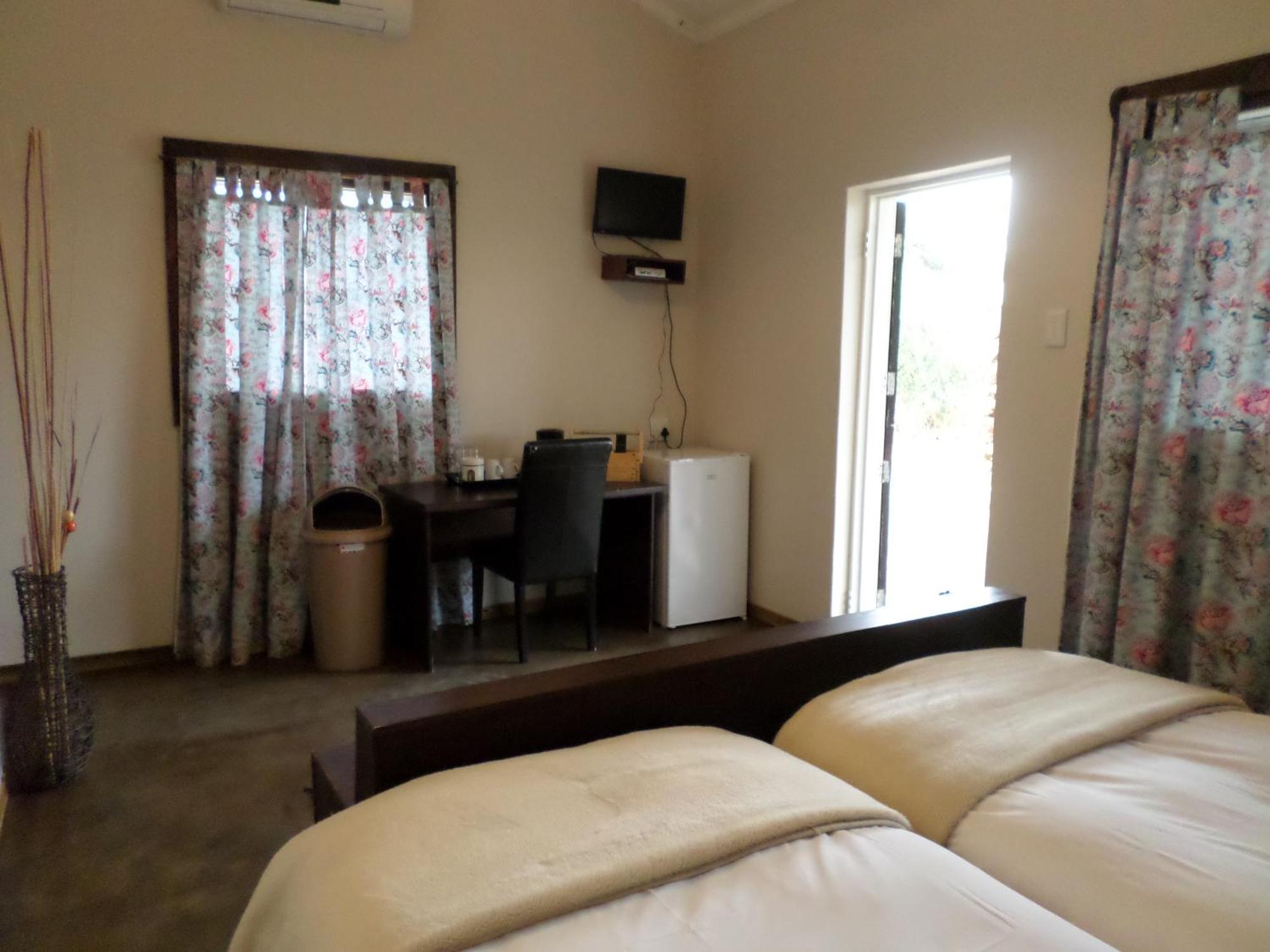 Out Of Nature Country Lodge Уиндхоек Екстериор снимка